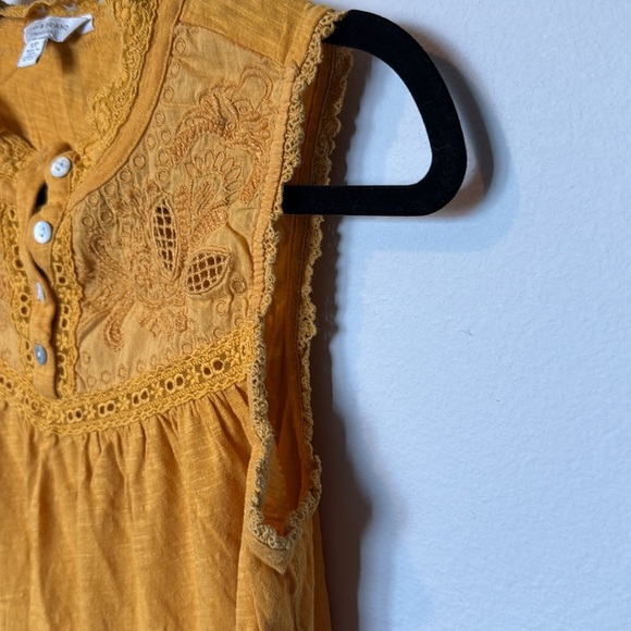 Lucky Brand Sleeveless Tank Yellow Embroidered Small Button Ruffle Flower Summer - Picture 5 of 11